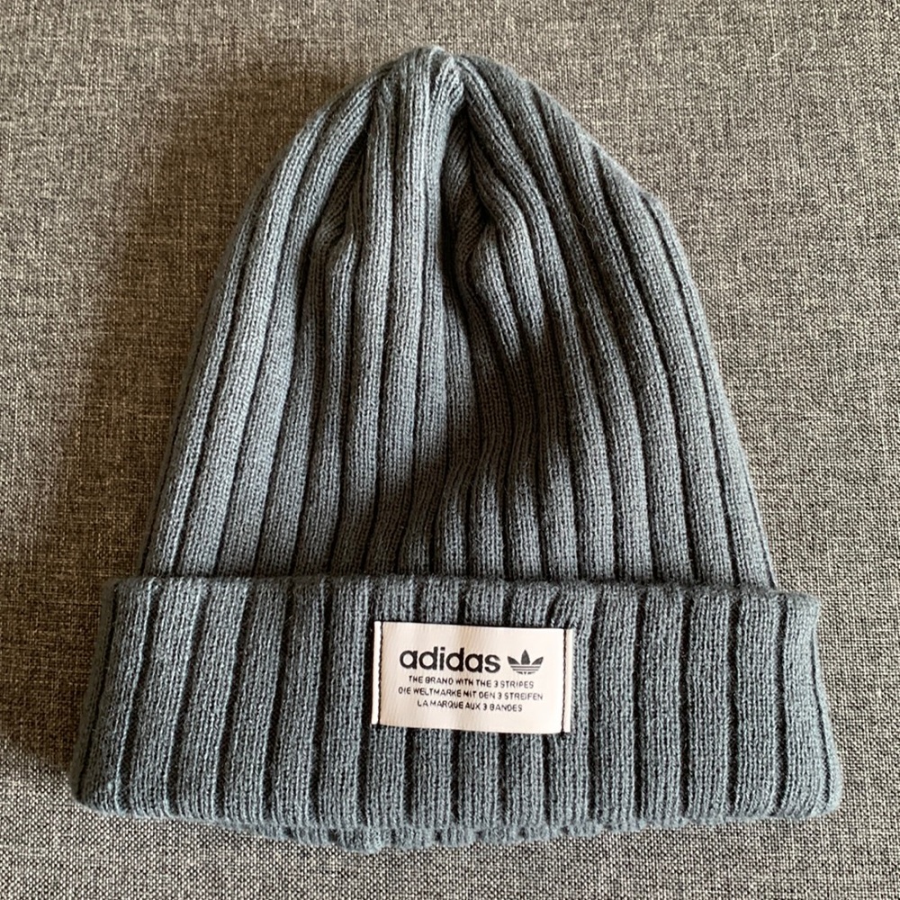 💛 3 for $15 Adidas beanie